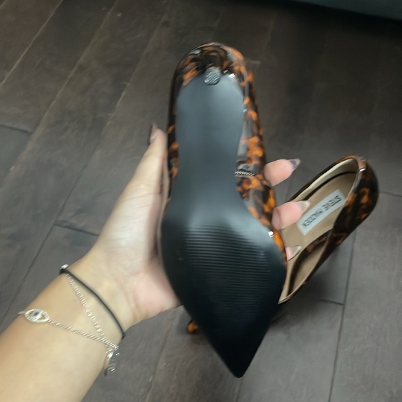 Steve Madden Heels never worn - Picture 2 of 2